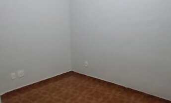 Imagem 3: ALUGO EXCELENTE APARTAMENTO TÉRREO