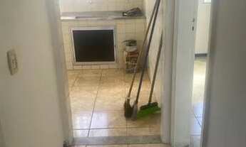 Imagem 2: Alugo apartamento no terceiro andar sem condomínio