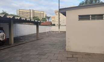 Imagem 2: Casa para Venda - 137m², 3 dormitórios, 30 vagas - Teresópolis