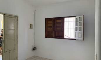 Imagem 6: Casa c/ Amplo Quintal na Frente. 80m da Cláudio Gueiros