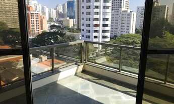 Imagem 7: Apartamento com sacada, 4 dormitórios e 3 vagas