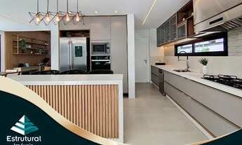 Imagem 6: Sobrado para venda tem 370 metros quadrados com 5 suítes em Riviera - Bertioga - SP