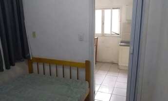 Imagem 2: Kitnete mobiliada livre de taxas com garagem coberta