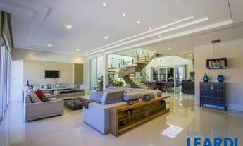 Imagem 2: SOBRADO - PARQUE DOS PÁSSAROS - SP