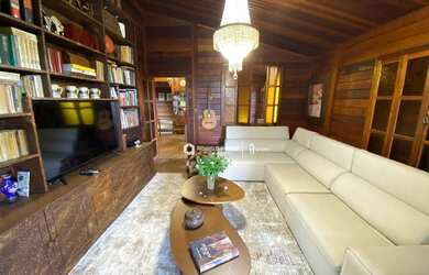 Imagem 6: Casa com 5 quartos para alugar, 370 m² por R$ 6.612/mês - Chales do Imperador - Juiz de Fo