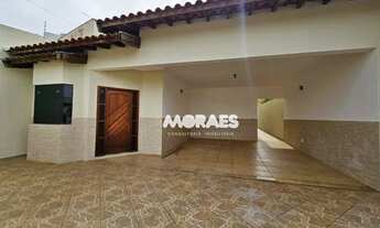 Imagem: Casa com 3 dormitórios para alugar, 158