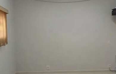 Imagem 7: Prédio comercial em frente a BR 153