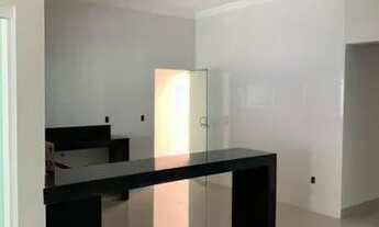 Imagem 2: Casa para venda possui 145 metros quadrados com 3 quartos em Jardim Guedala - São Paulo