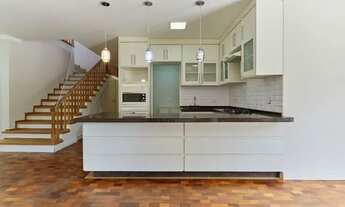 Imagem 7: Casa com 4 dormitórios para alugar por R$ 6.310,84 - Santa Felicidade - Curitiba/PR