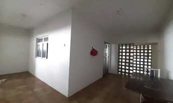 Imagem 6: Casa na vila popular próximo a padaria Karla