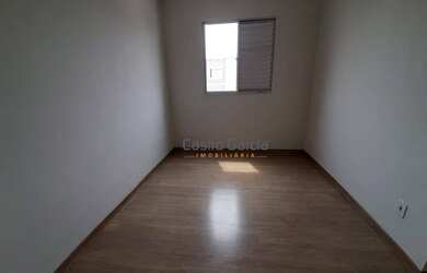 Imagem 4: Apartamento com 2 dormitórios para alugar, 50 m² por R$ 700/mês - Chácara Letônia - Americ