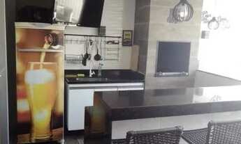 Imagem 3: Casa de condomínio para venda tem 270 metros quadrados com 5 quartos