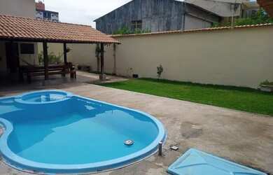 Imagem 2: Casa com 4 dormitórios à venda em Vitória