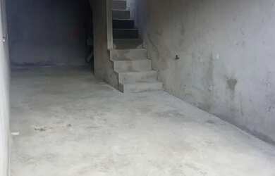 Imagem 2: Casa Em rua Pública