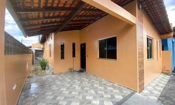 Imagem: Vendo Casa com 2 Quartos Amplos em Condomínio