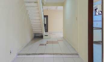 Imagem 2: AMPLA CASA COM AREA PRIVATIVA DE APROX. 254,00 M² CIDADE VELHA - COD 7656