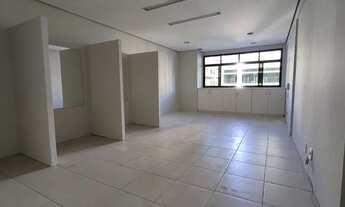 Imagem: Sala / Conjunto à venda em Vitória
