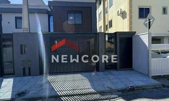 Imagem 3: Sobrado em Rua Mercúrio - Ingleses do Rio Vermelho - Florianópolis/SC