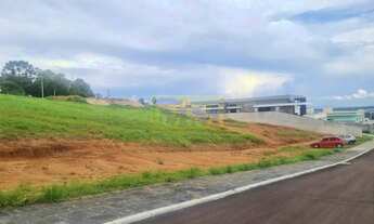 Imagem 2: Terreno no condomínio Beverly Hills, em Pinhais/PR