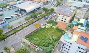 Imagem 2: Terreno de Esquina no Benfica - Excelente Ponto Comercial com Duas Frentes!