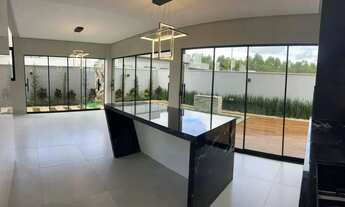 Imagem 5: Sobrado à venda sendo 4 Suítes de 230,00 m² no Condomínio Terras Alpha 2