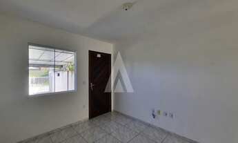 Imagem 4: Geminado com 2 quartos, 1 vaga de garagem coberta e quintal no bairro Itinga