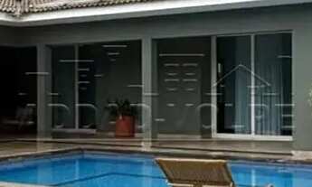 Imagem 2: Casa Spazio Verde com 4 suites e terreno duplo. Oportunidade