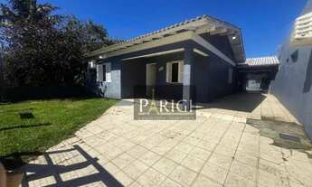 Imagem: Casa Ampla com 4 Dormitórios (2 Suítes)