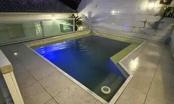 Imagem 2: Casa de condomínio para aluguel possui 300 metros quadrados com 3 quartos