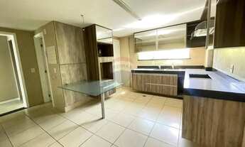 Imagem 5: CONDOMINIO JARDIM DE ALGARVE, Apartamento com 3 suites plenas ,DCE, no bairro Guararapes