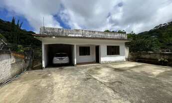 Imagem 2: Casa beira de Rua no Meudom, Teresópolis/RJ