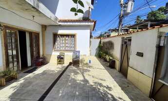 Imagem 3: Casa Frente de Rua 2 Quartos, 5 Vagas, Belo Quintal e Estrutura para Construir Ac Carta