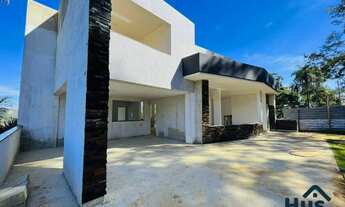 Imagem 3: Excelente Casa com 3 Quartos, Suítes com Closet, Varanda e 4 Vagas no Royalle Confins