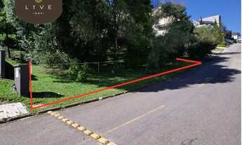 Imagem: Terreno à Venda no Condomínio Fechado