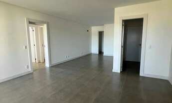 Imagem 7: Apartamento alto padrão com 3 suítes e 2 vagas de garagem no bairro América em Joinville/S