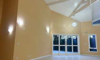 Imagem 7: Casa de condomínio para venda possui 208 metros quadrados com 3 quartos