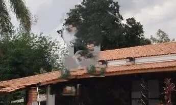 Imagem 2: Chácara para Venda em Limeira, Área Rural de Limeira, 1 dormitório, 1 banheiro, 10 vagas