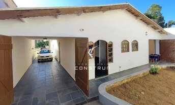 Imagem: CASA TÉRREA À VENDA 3 QUARTOS (1 SUÍTE)