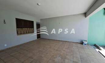 Imagem 4: CASA PLANA COM GARAGEM,. 03 QUARTOS SENDO 01 SUITE, COPA, COZINHA QUINTAL E VARANDA