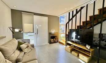 Imagem 5: Casa em condomínio com 03 dormitórios, suíte, localizada no bairro Jardim Berlez