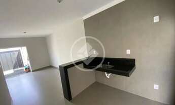 Imagem: CASA À VENDA COM 2 QUARTOS, SENDO 1 SUÍTE