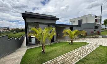 Imagem 2: Casa em condomínio exclusivo - 3 quartos, 3 suítes, 2 salas, 4 banheiros, 4 vagas - Bragan