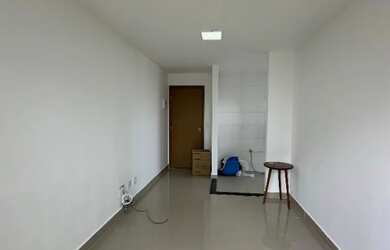 Imagem 2: Venda - Apartamento no Cond. Ilha De Aruba - Andar alto e nascente