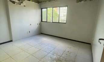 Imagem: PREDIO DE ESQUINA