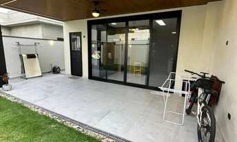 Imagem 6: Sobrado para venda possui 200 metros quadrados com 4 quartos em Jardim Jacinto - Jacareí