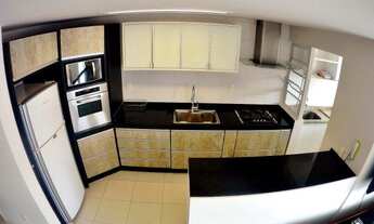 Imagem 2: Vendo Apartamento - Canasjure - 2 quadras do Mar - Mobiliado - Suíte + 1 quarto