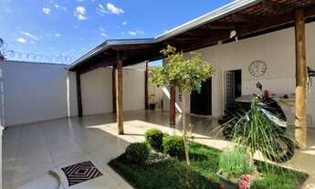 Imagem 3: Casa para venda possui 190 M² com 3/4, 1 suíte c/ banheira de hidromassagem, área gourmet