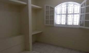 Imagem 5: Casa com 6 dormitórios, 258 m² - venda por R$ 900.000 ou aluguel por R$ 4.900/mês - Pirati