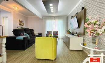 Imagem 2: Sobrado para venda tem 203 metros quadrados com 6 quartos em São Vicente - Itajaí - SC