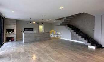 Imagem 5: Linda casa de 4 quartos a poucos metros da praia, com piscina e quintal!